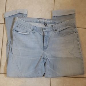 Eddie Bauer slim boyfriend light wash jeans 12